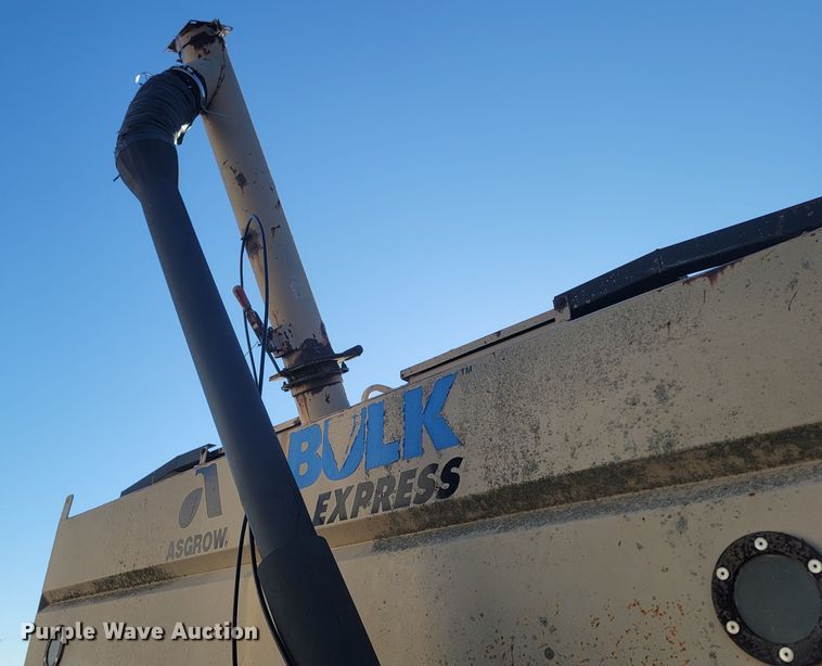 image for item MH9739 Friesen  seed tender