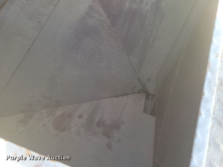 image for item MH9739 Friesen  seed tender