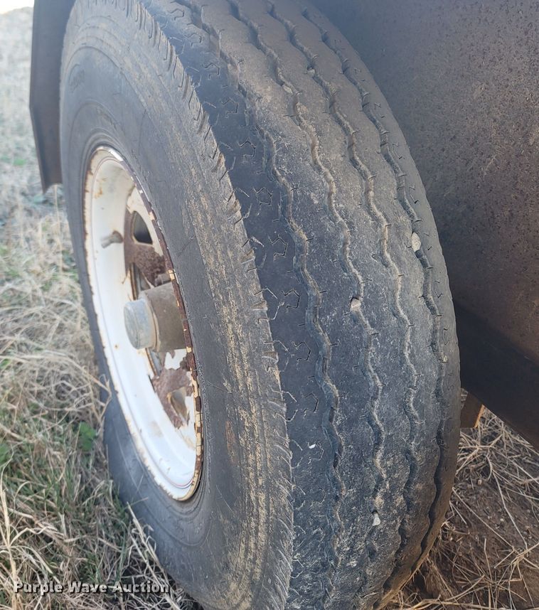 image for item MH9739 Friesen  seed tender