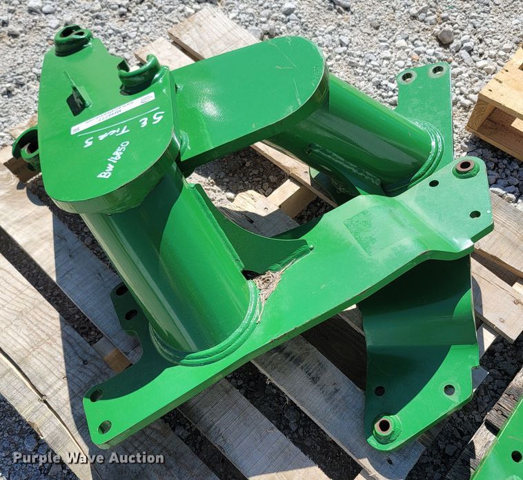 image for item MH9777 John Deere BW16850  sub frame mount