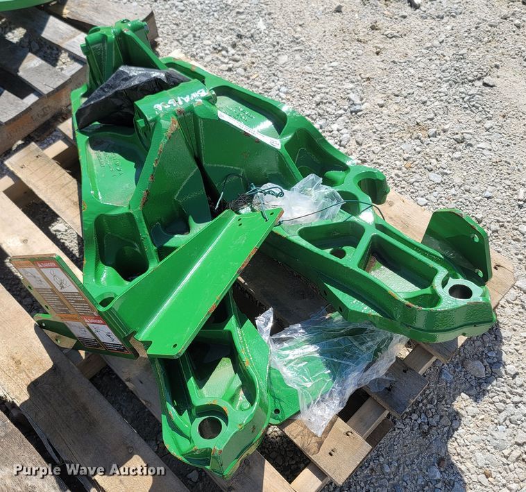 image for item MH9779 John Deere BW16087  sub frame mount
