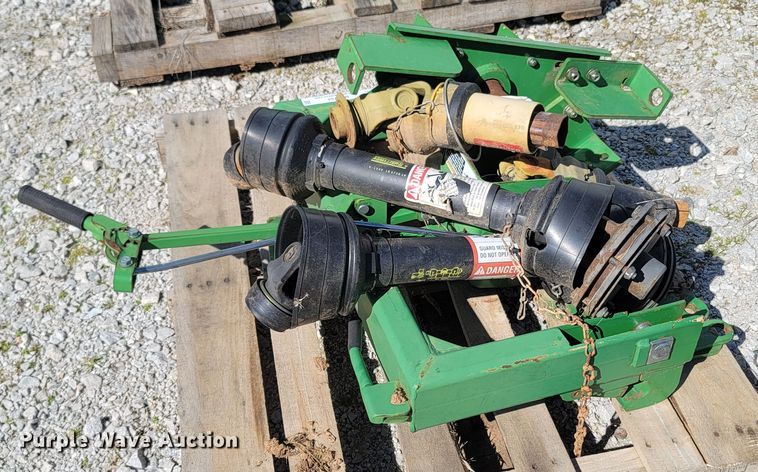 image for item MH9784 John Deere  three point quick release