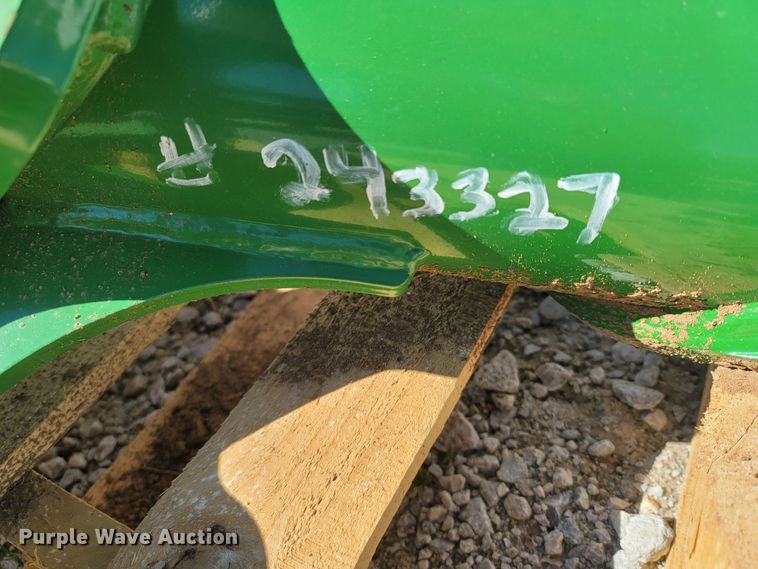 image for item MH9785 John Deere AXX10562  frame mount