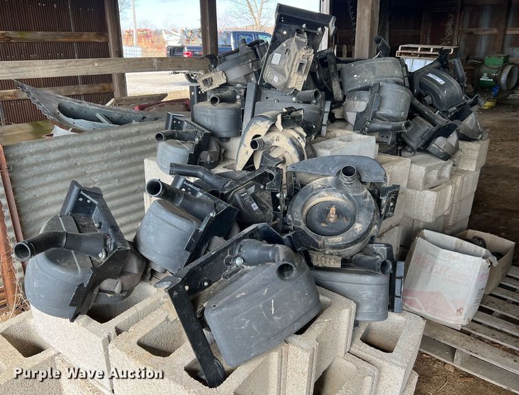 image for item MM9144 (31) EdgeVac seed meters