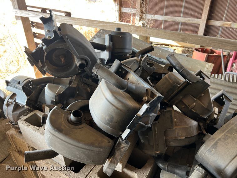 image for item MM9144 (31) EdgeVac seed meters