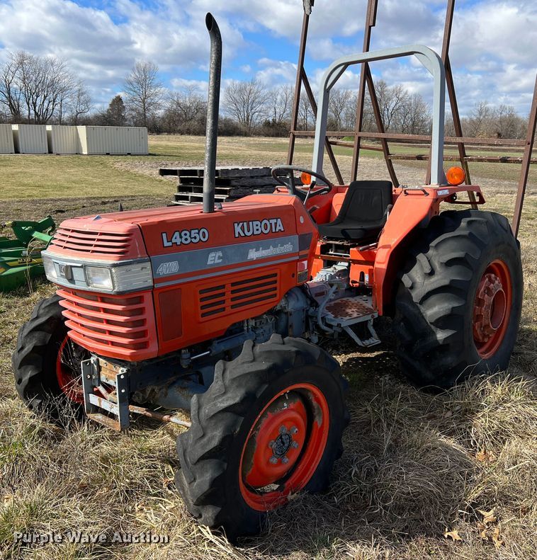 image for item MM9177 Kubota L4850  MFWD tractor
