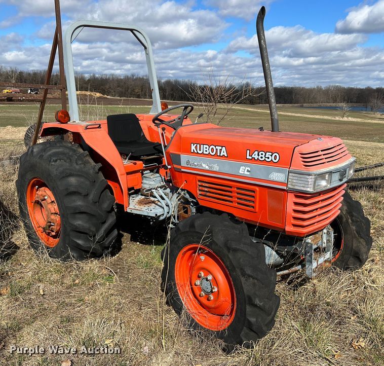 image for item MM9177 Kubota L4850  MFWD tractor