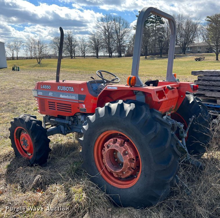image for item MM9177 Kubota L4850  MFWD tractor