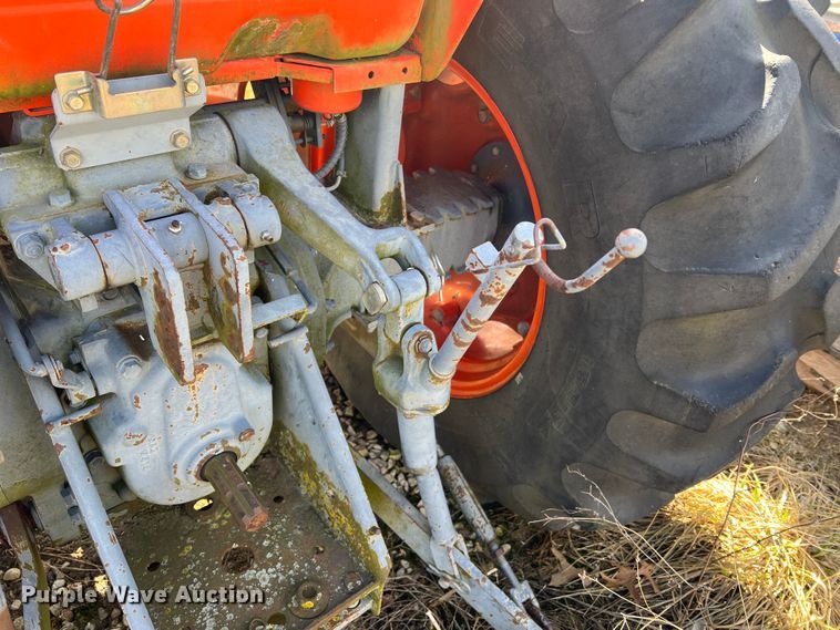 image for item MM9177 Kubota L4850  MFWD tractor