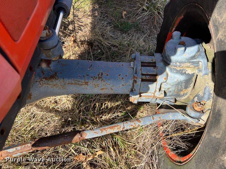 image for item MM9177 Kubota L4850  MFWD tractor