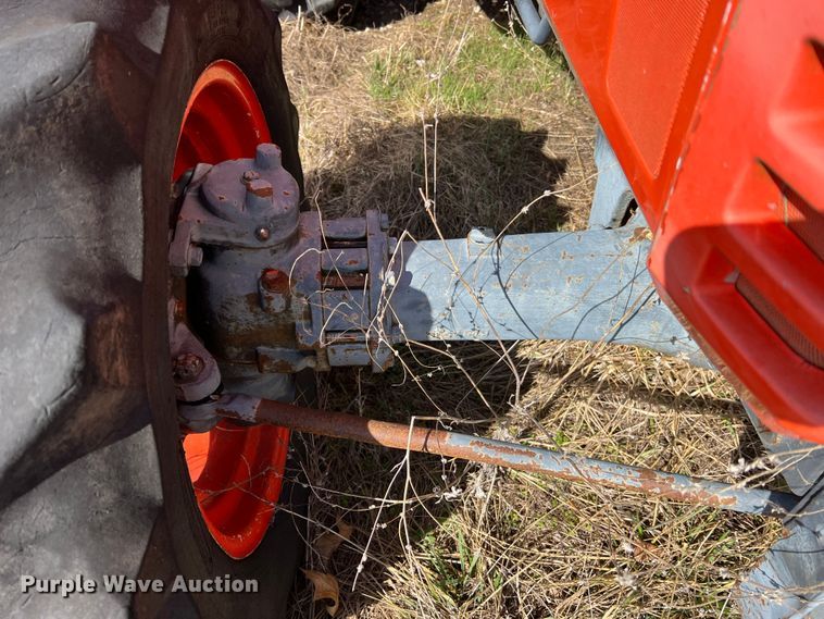 image for item MM9177 Kubota L4850  MFWD tractor