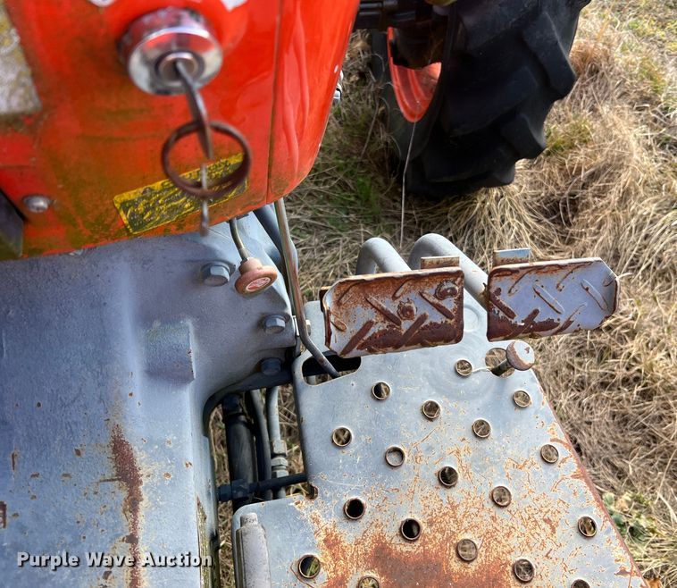 image for item MM9177 Kubota L4850  MFWD tractor