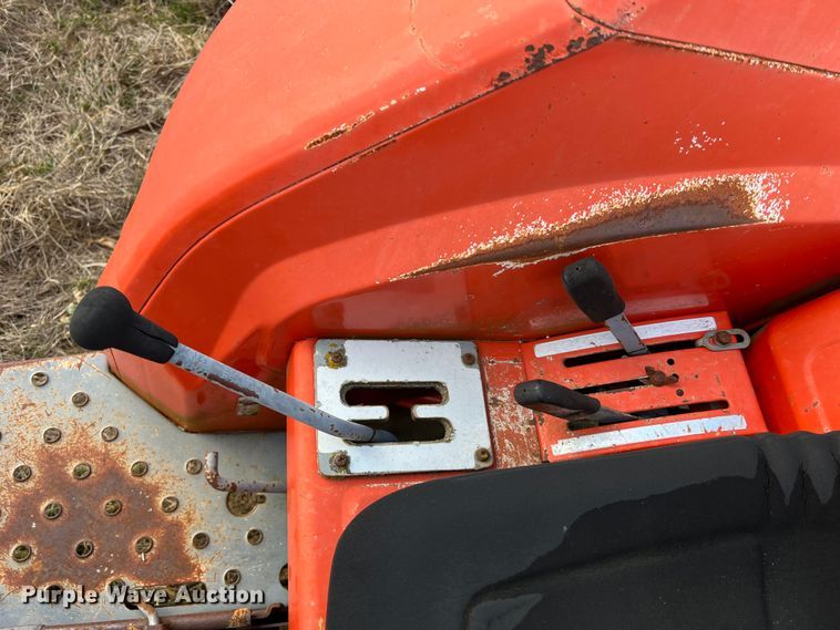 image for item MM9177 Kubota L4850  MFWD tractor