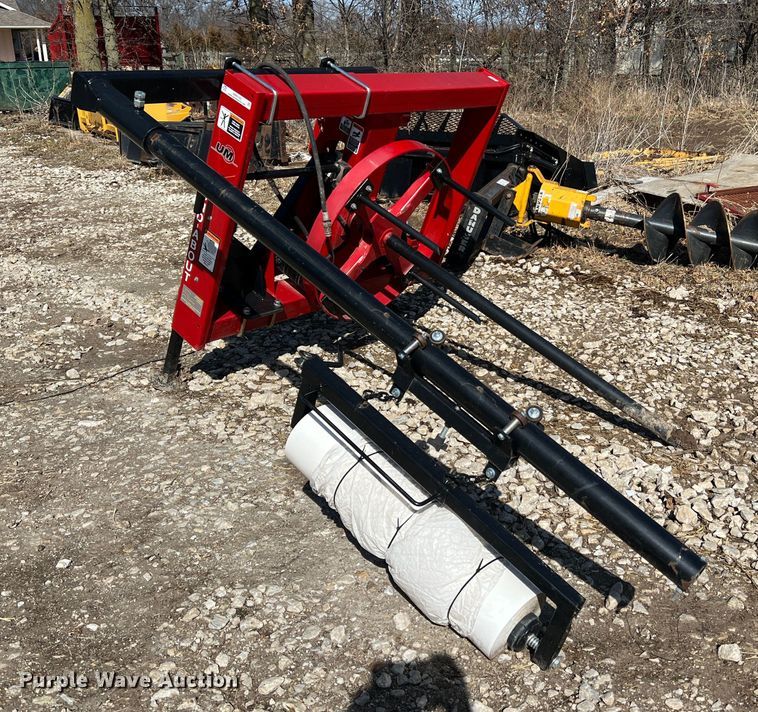 image for item MM9185 Unverferth Round About  bale wrapper