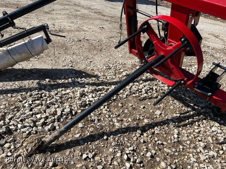 image for item MM9185 Unverferth Round About  bale wrapper