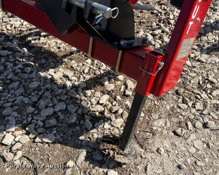 image for item MM9185 Unverferth Round About  bale wrapper