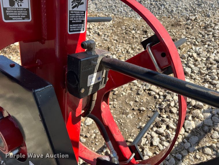 image for item MM9185 Unverferth Round About  bale wrapper