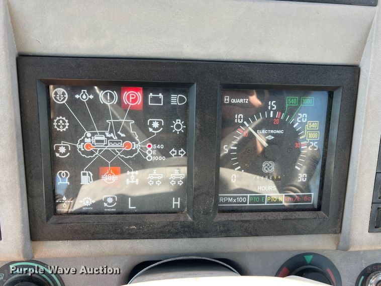 image for item MM9187 1993 AGCO Allis 8630  MFWD tractor