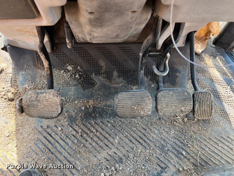 image for item MM9187 1993 AGCO Allis 8630  MFWD tractor