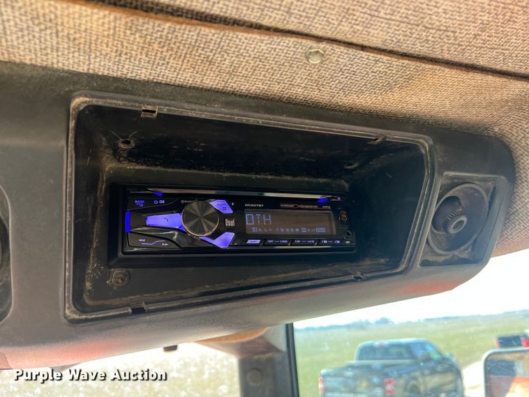 image for item MM9187 1993 AGCO Allis 8630  MFWD tractor