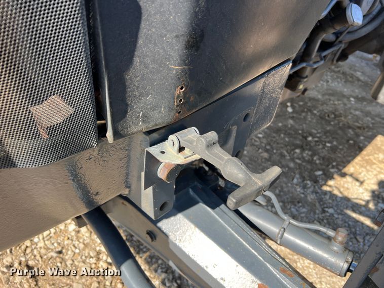 image for item MM9188 1996 New Holland 8560  MFWD tractor