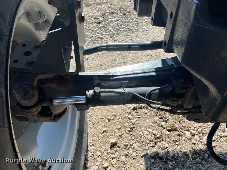 image for item MM9188 1996 New Holland 8560  MFWD tractor