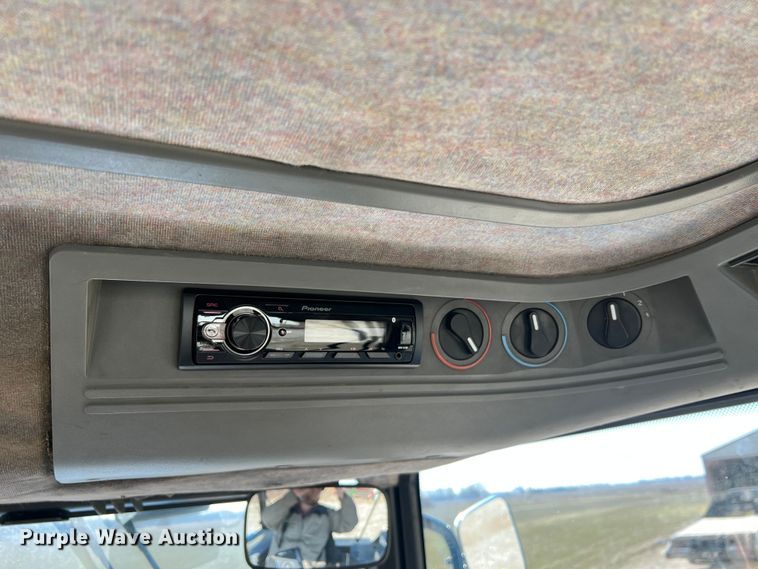 image for item MM9188 1996 New Holland 8560  MFWD tractor