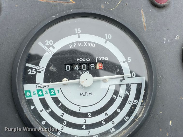 image for item MM9307 John Deere 2840  tractor