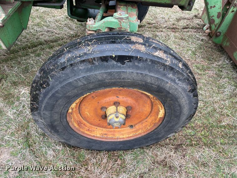 image for item MM9307 John Deere 2840  tractor