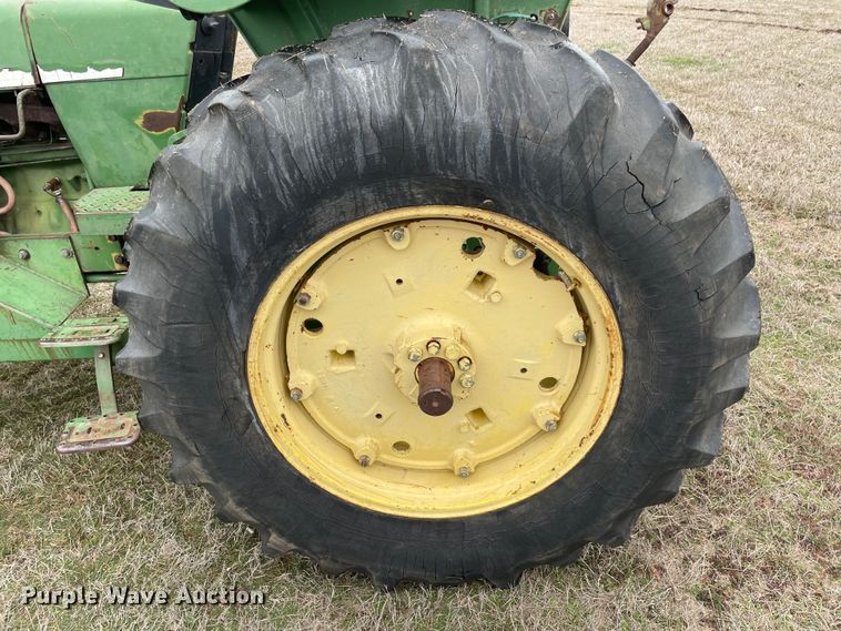 image for item MM9307 John Deere 2840  tractor