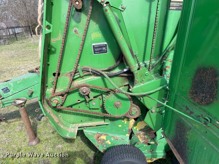 image for item MM9319 1983 John Deere 530  round baler