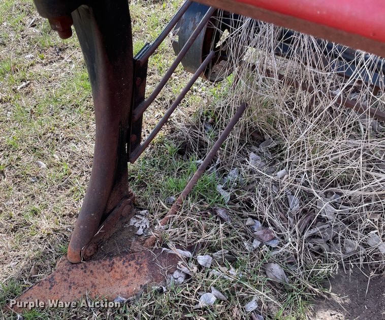 image for item MM9320 UFT 3436  peanut digger