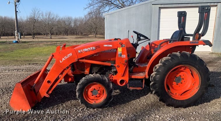 image for item MM9719 Kubota L2501  MFWD tractor