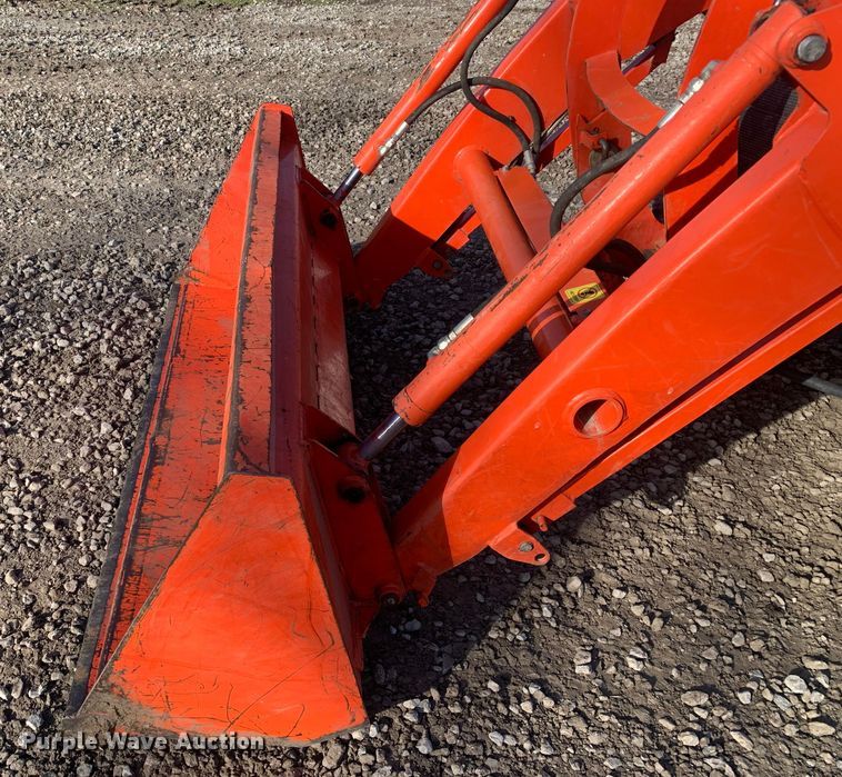 image for item MM9719 Kubota L2501  MFWD tractor