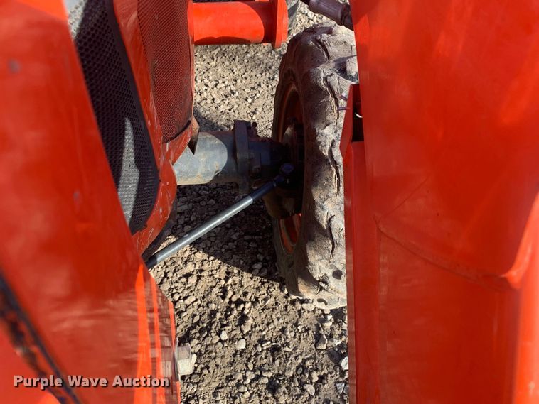 image for item MM9719 Kubota L2501  MFWD tractor