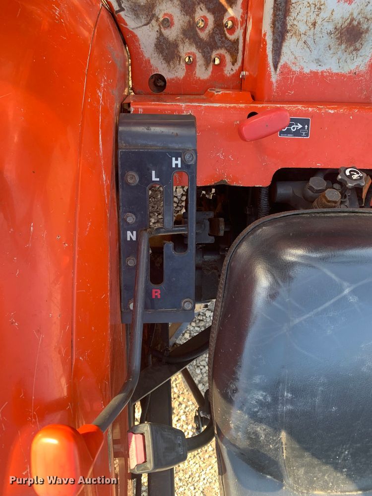 image for item MM9719 Kubota L2501  MFWD tractor