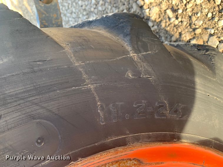 image for item MM9719 Kubota L2501  MFWD tractor