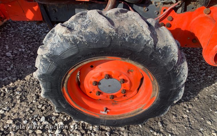 image for item MM9719 Kubota L2501  MFWD tractor