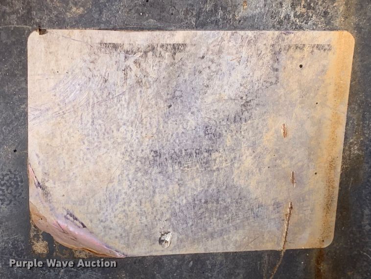 image for item MM9719 Kubota L2501  MFWD tractor