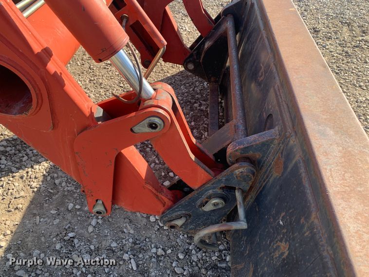 image for item MM9722 2004 Case IH MXU135  MFWD tractor