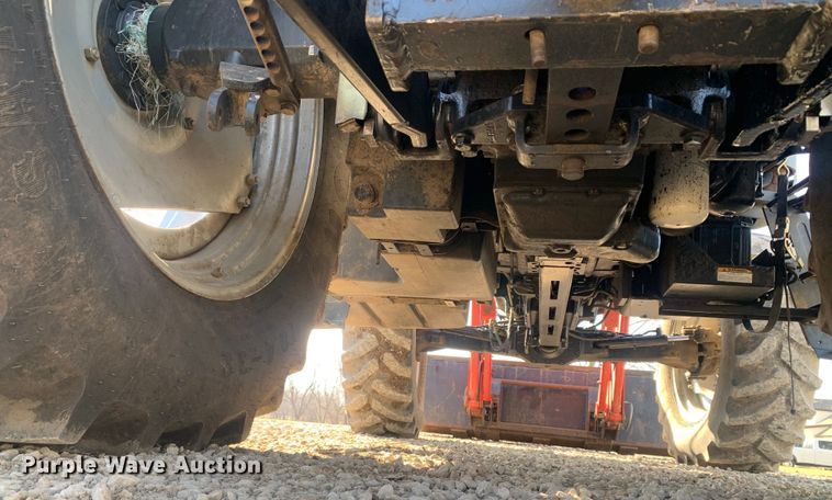 image for item MM9722 2004 Case IH MXU135  MFWD tractor