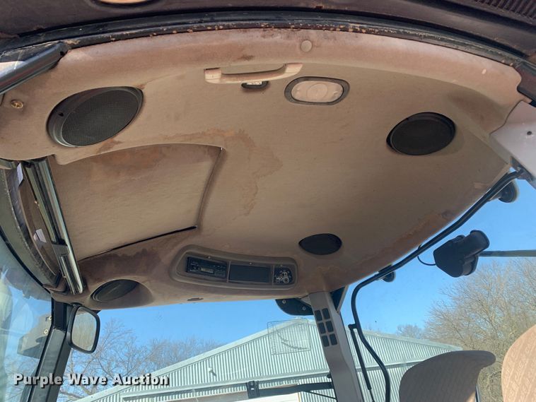 image for item MM9722 2004 Case IH MXU135  MFWD tractor