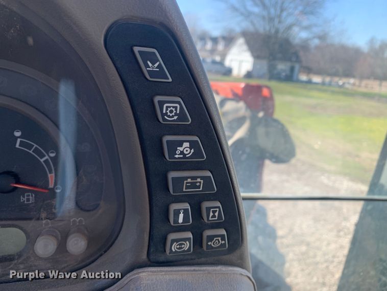 image for item MM9722 2004 Case IH MXU135  MFWD tractor