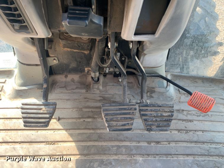 image for item MM9722 2004 Case IH MXU135  MFWD tractor