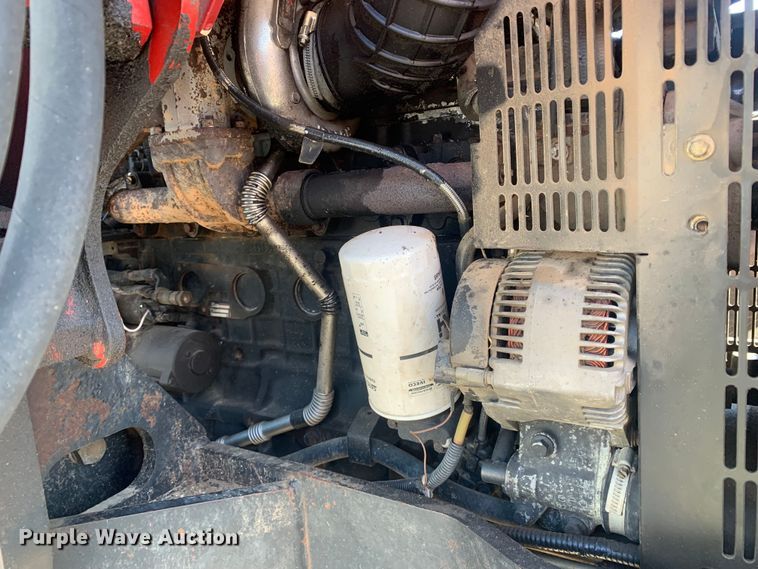 image for item MM9722 2004 Case IH MXU135  MFWD tractor