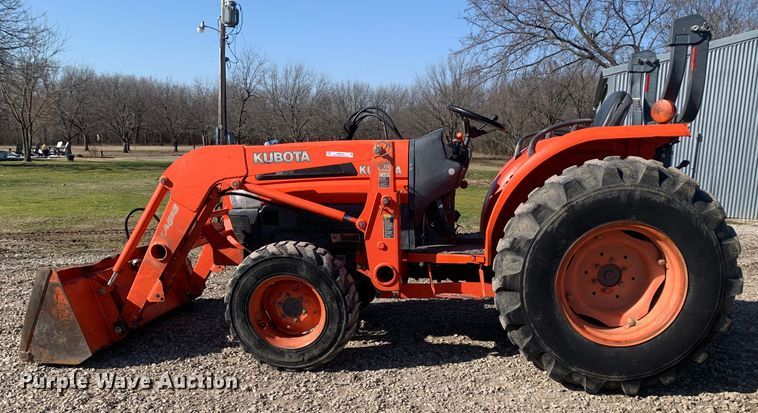 image for item MM9723 Kubota L3130D  MFWD tractor