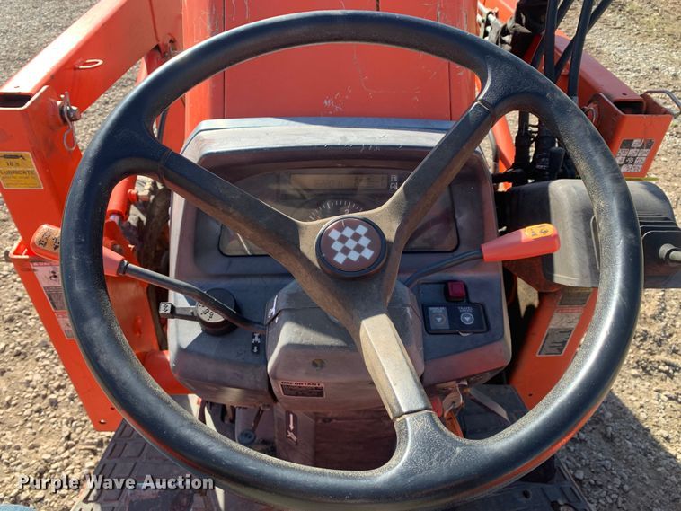 image for item MM9723 Kubota L3130D  MFWD tractor
