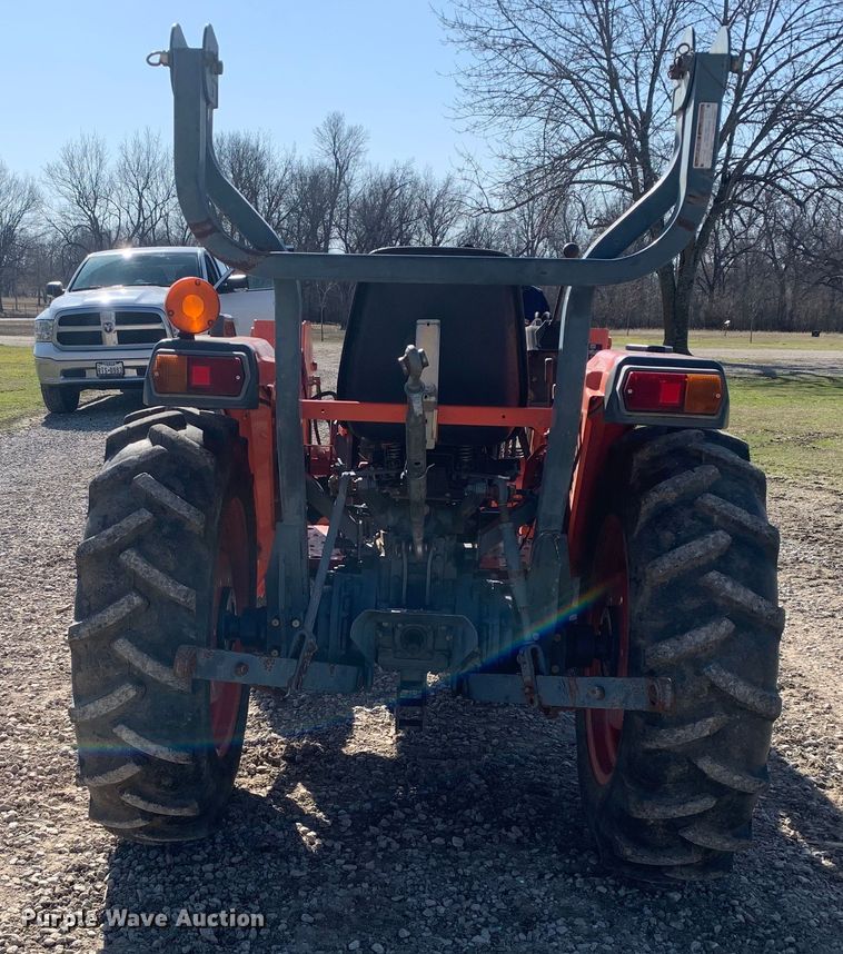image for item MM9724 Kubota L3400  MFWD tractor
