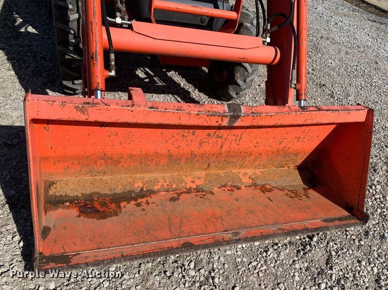 image for item MM9724 Kubota L3400  MFWD tractor