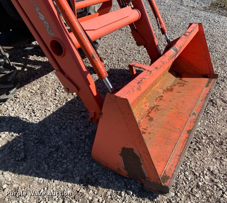 image for item MM9724 Kubota L3400  MFWD tractor